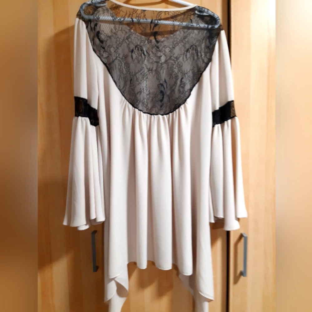 Joseph Ribkoff Backless Net Top in Beige and Black - Picture 7 of 8